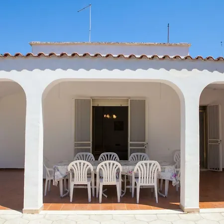 Rosita Holiday home Torre Lapillo